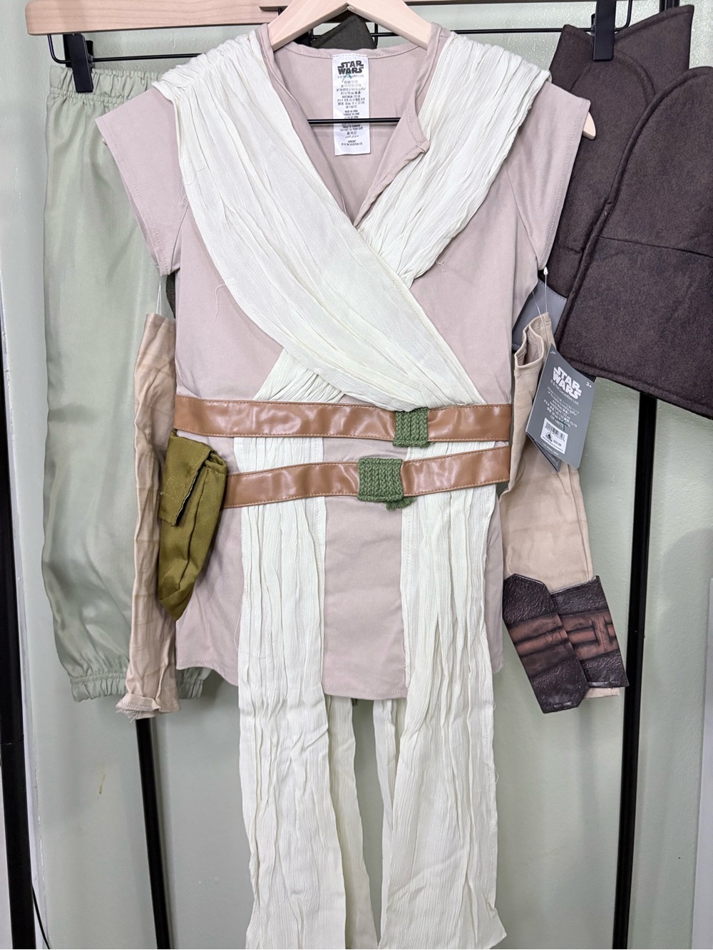 NWT Disney Store Star Wars Deluxe Rey Jakku Costume Girls Kids Size 11/12